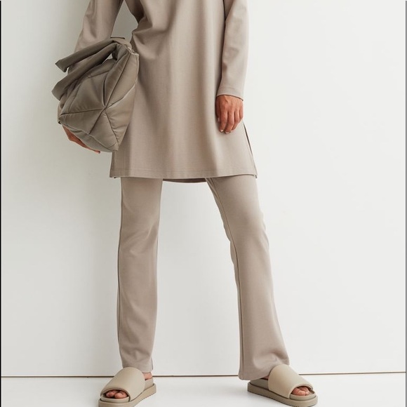 Long-sleeved Tunic - Picture 3 of 4